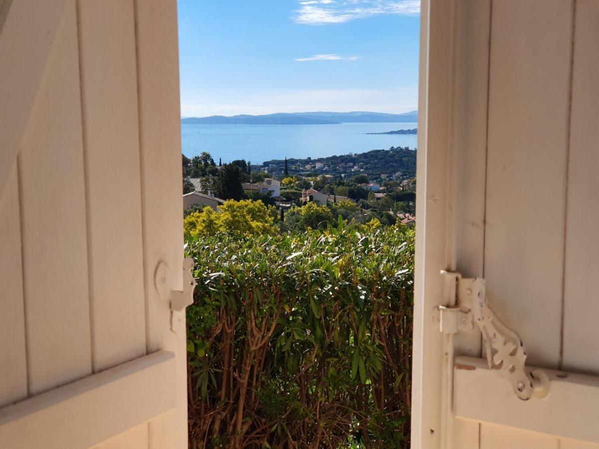 Les Issambres Appart 6 Pers Grande Terrasse Superbe Vue Mer Et Golfe De Saint Tropez, Piscine Exterior photo